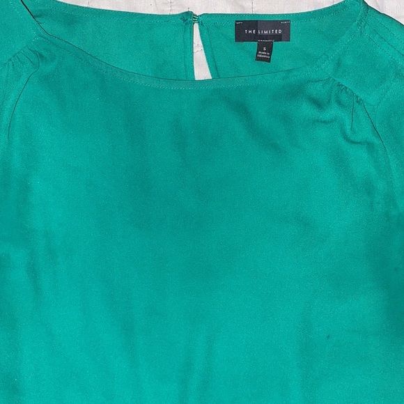 Green blouse - Picture 2 of 5